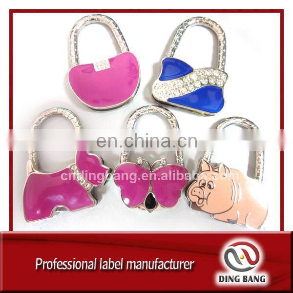 High Quality Fashional Lady Use Cloud Glue Process Durable Diamond Decoration Metal Bag Shape Bag Hanger