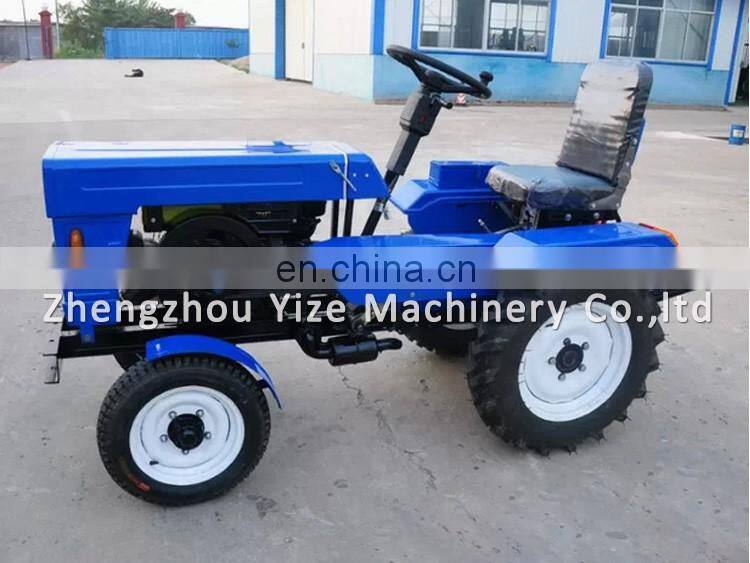 Small farm tractor / four wheel driving farming tractor