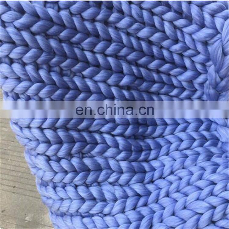 Chunky wool like 100% bulky acrylic thick yarn for arm knitting