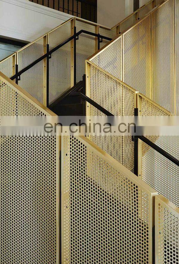 Plastic coated low carbon steel expanded metal lath for protection and barriers