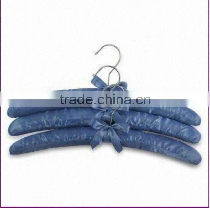 LING-63 elegant satin padded clothes hanger for drying clothes