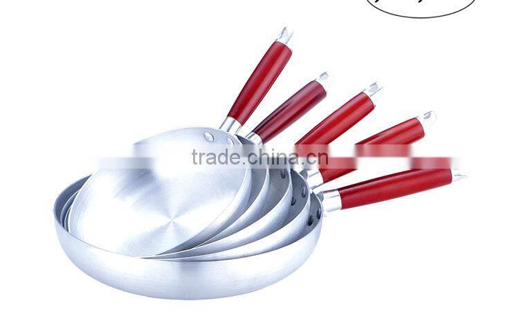 Aluminum sand polished fry pan with wooden handle