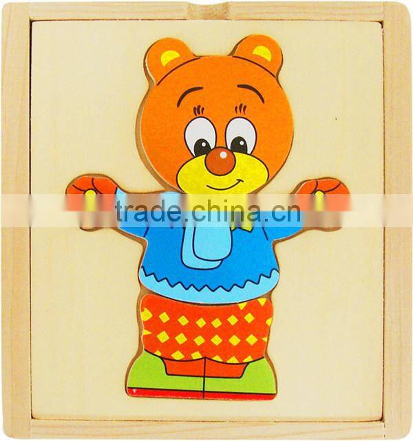 Wooden bear family Dress-up puzzle