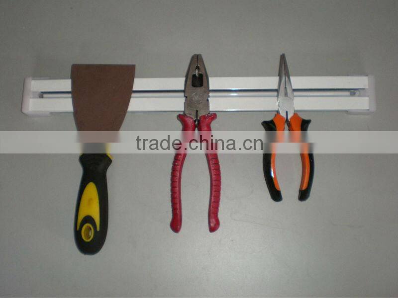 Practical stripe pylons--metal hanging