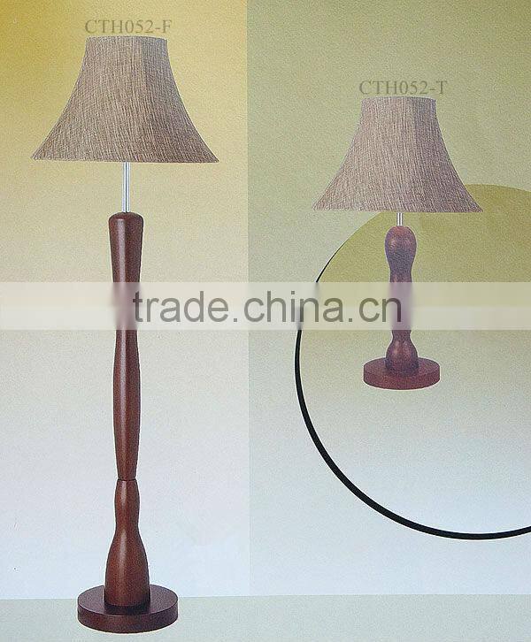2015 Modern Wooden Decorative Hotel Table Lamp/Light with CE