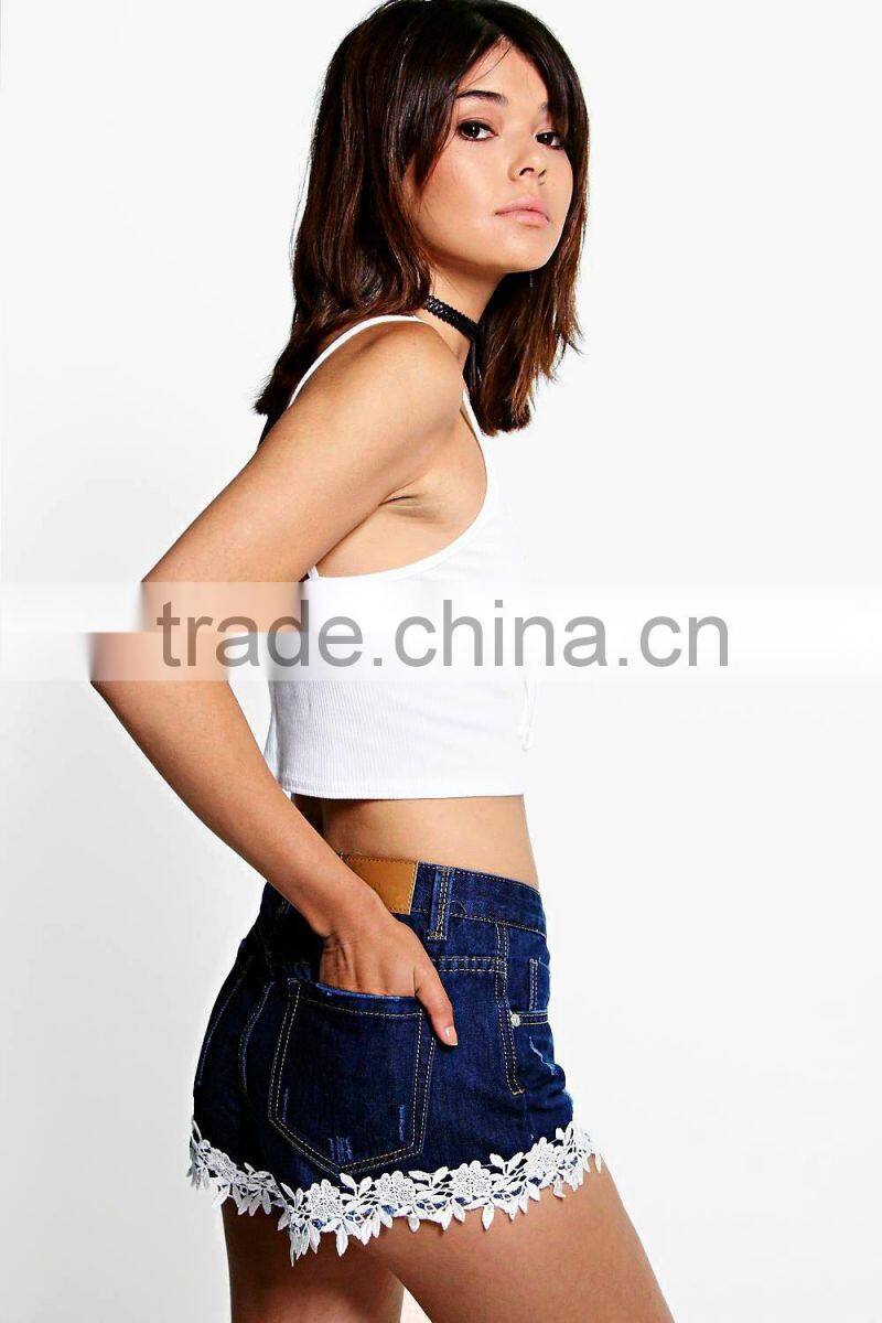 New design fashion women hotpants crochet trim women denim shorts