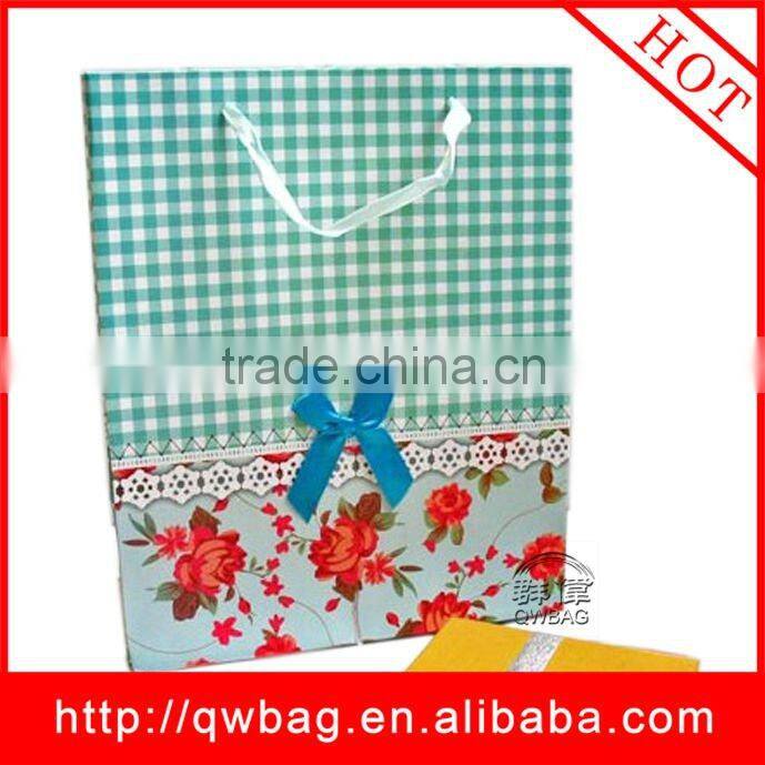 2013 newest popular elegant paper shopping bags