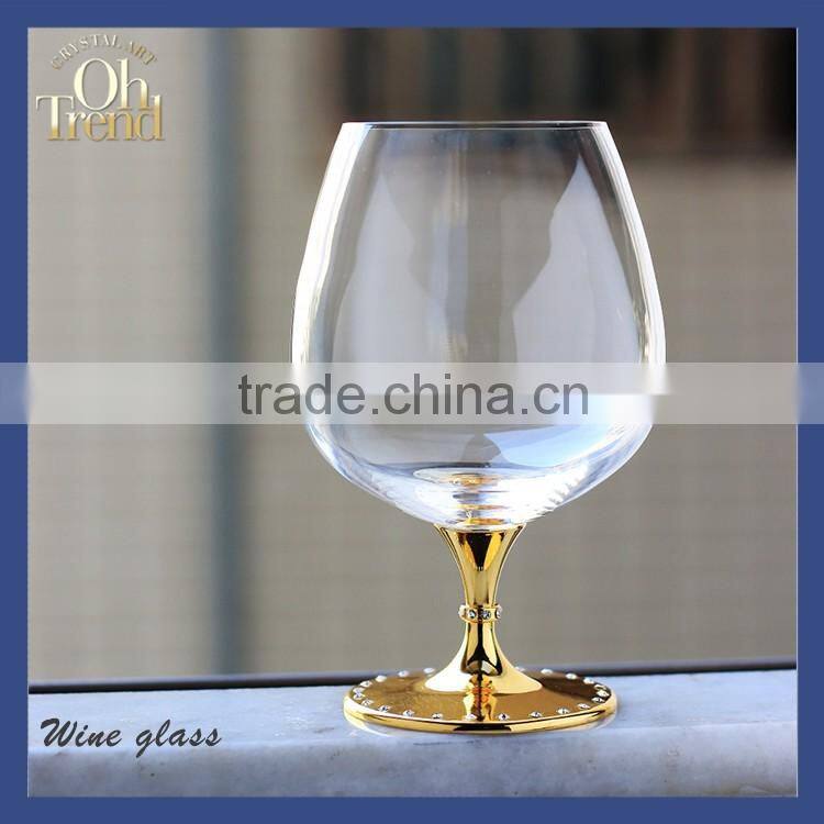 2016 new design clear crystal 680ml crystal drinking glass gold stem drinking glass manufacturers china