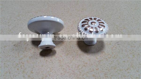 Flower Style Ivory Zinc Alloy Cabinet Knob for Drawer/Dresser/Closet