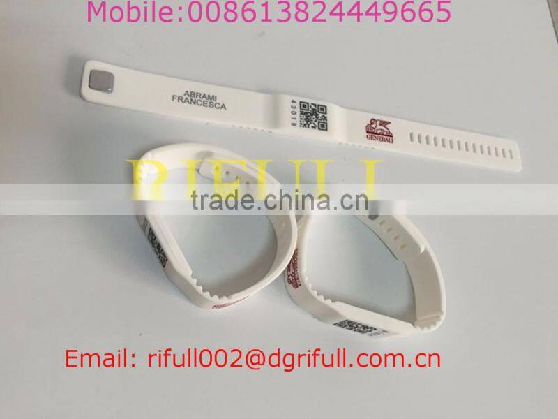 2016 RFID Event Wristbands with QR and name printed for meeting signed