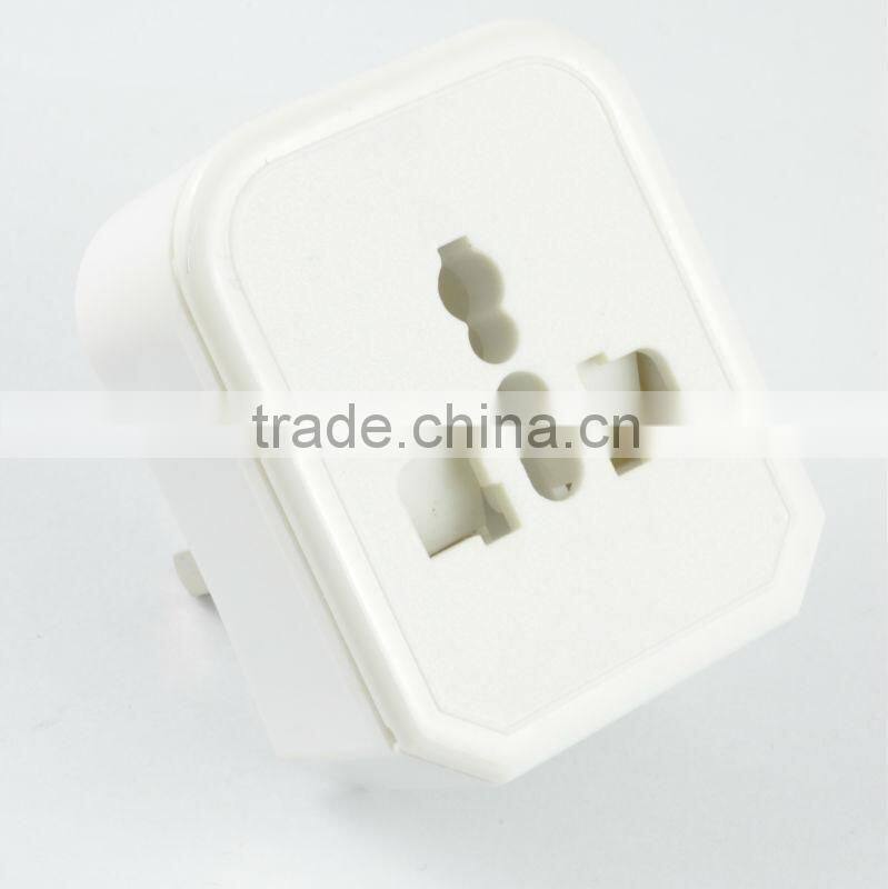 New product 2016 China alibaba,universal travel adapter with surger protection, multi plug sockets adapter set with plastic box
