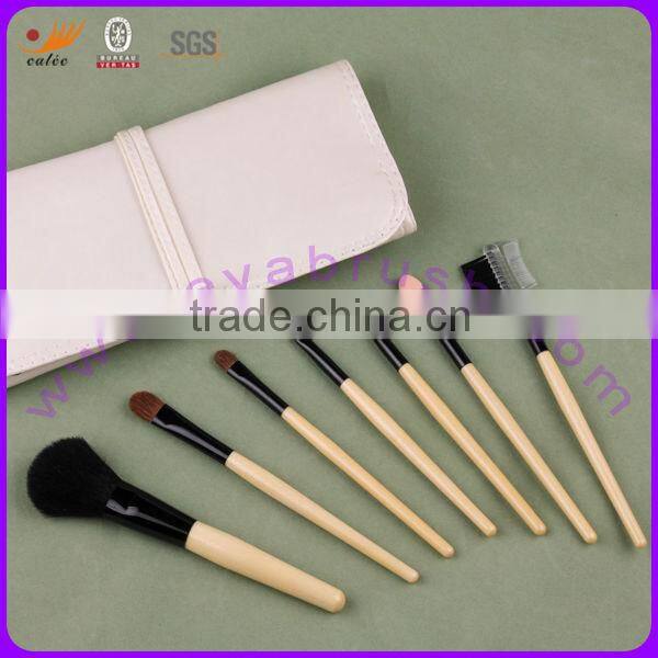 Seven-piece Makeup Brush Set with Aluminum Ferrule and Wooden Handle