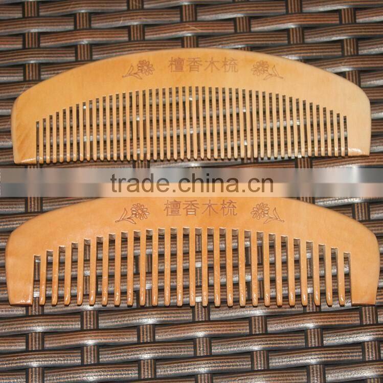 Wholesale Different Shape Of Natural Sandalwood Comb Popular Natural Health Care Comb Anti-static Peach Wood Hair Comb