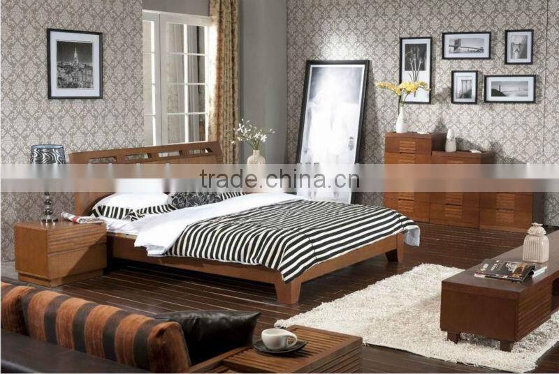 Contemporary Natural Wood Bedroom Furniture,Morden Solid Wood Frame Bed,Zebra-Stripe Design Upholstered Bed