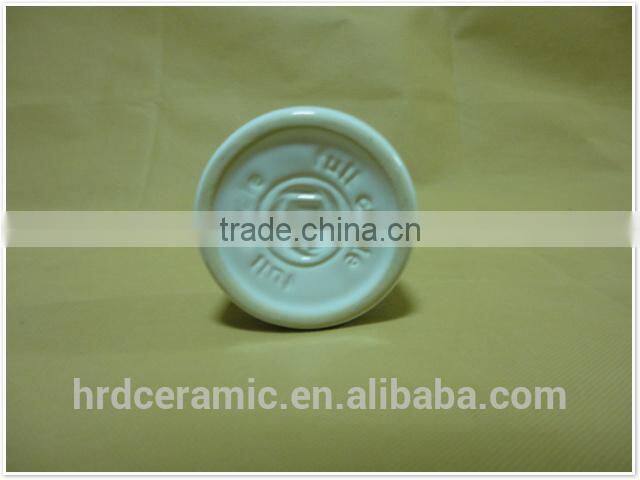 2014 Cheap Custom Exquisite White Embossed Handmade Ceramic Bowl