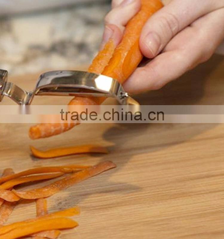 DG-0116 Stainless Steel Swivel Peeler