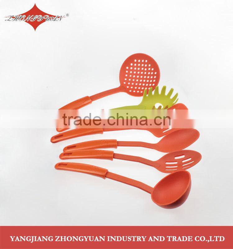 New collection nylon kitchen tool set with pp handle
