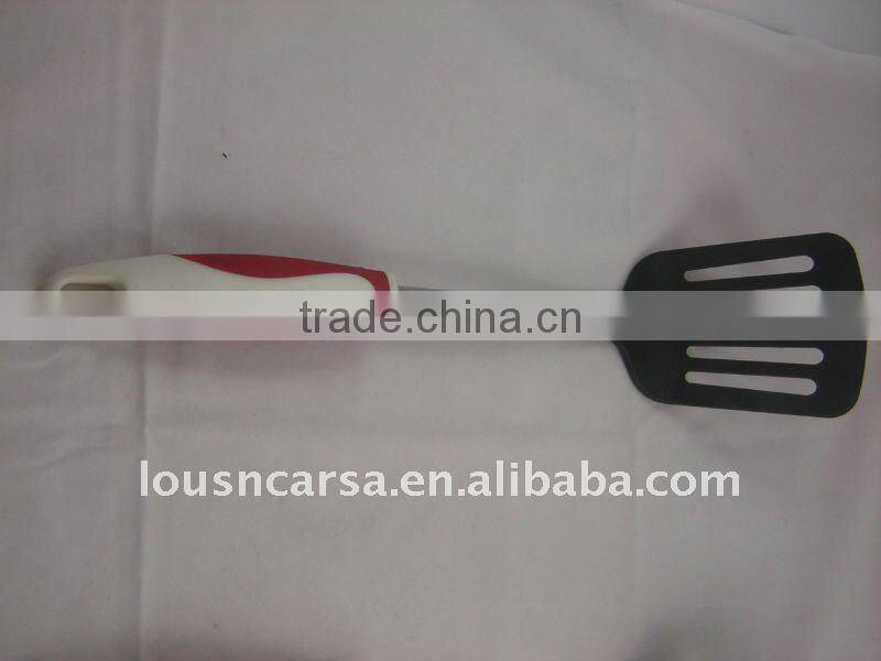 3pc nylon kitchen tools,nylon kitchenware with steel and TPR handle