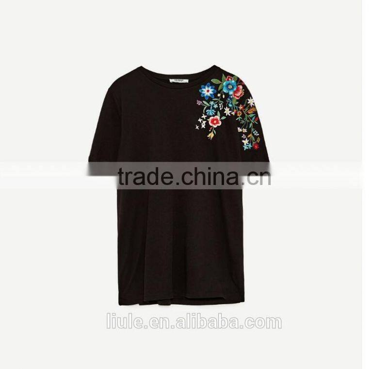 New Design Embroidered T-shirt For Female Popular Design Woman Shirt