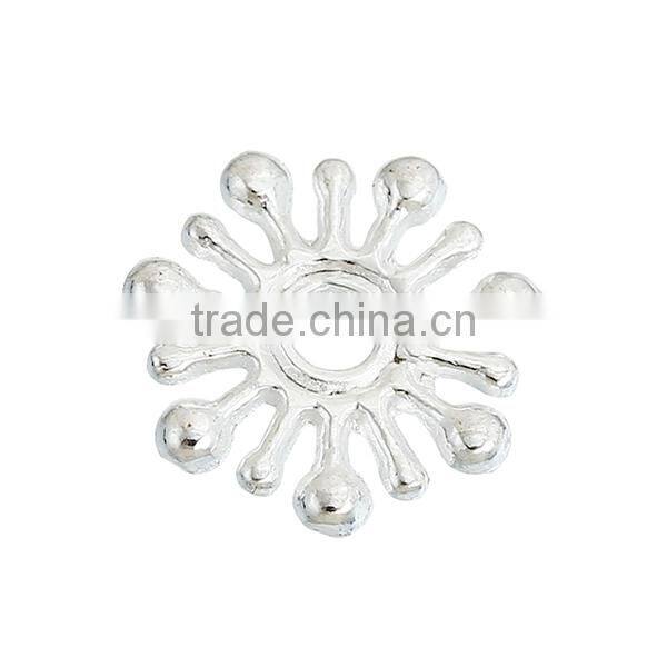 Wholesale Silver Plated Zinc Based Alloy Christmas Snowflake Metal Spacer Beads