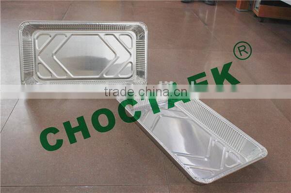 Disposable aluminum foil trays
