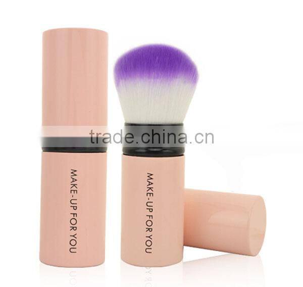 Retractable makeup brush