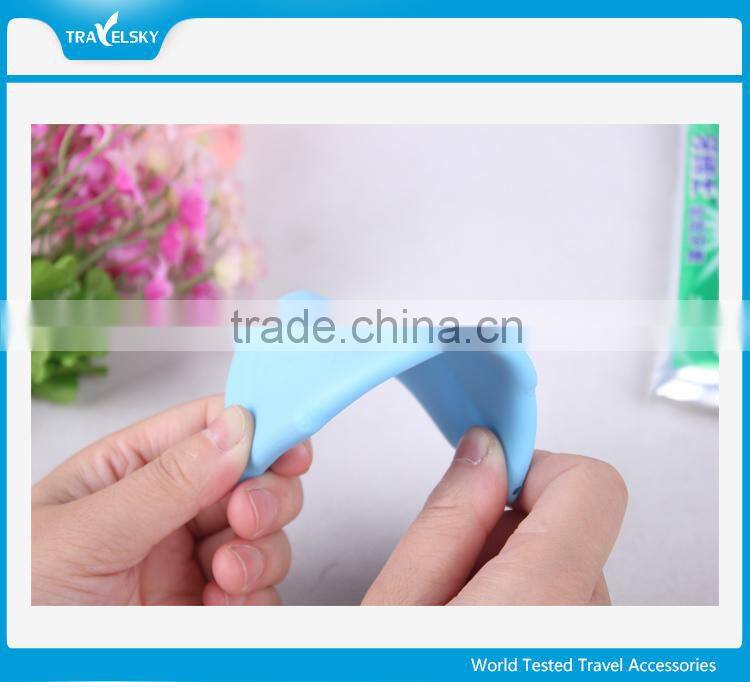 Leaf Shaped Silicone Pocket Cup