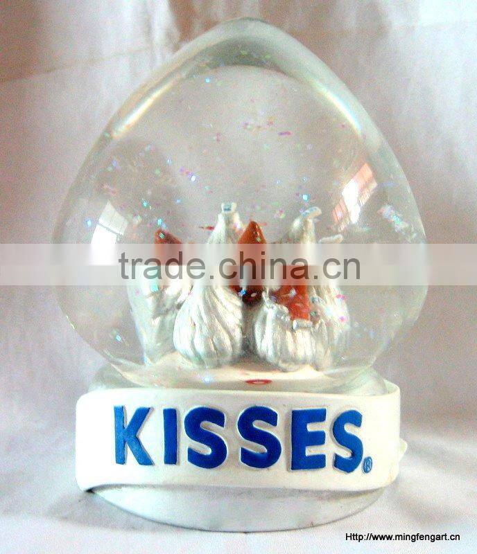 Polyresin Cartoon Car Water Globe For Garden Decoration Craft