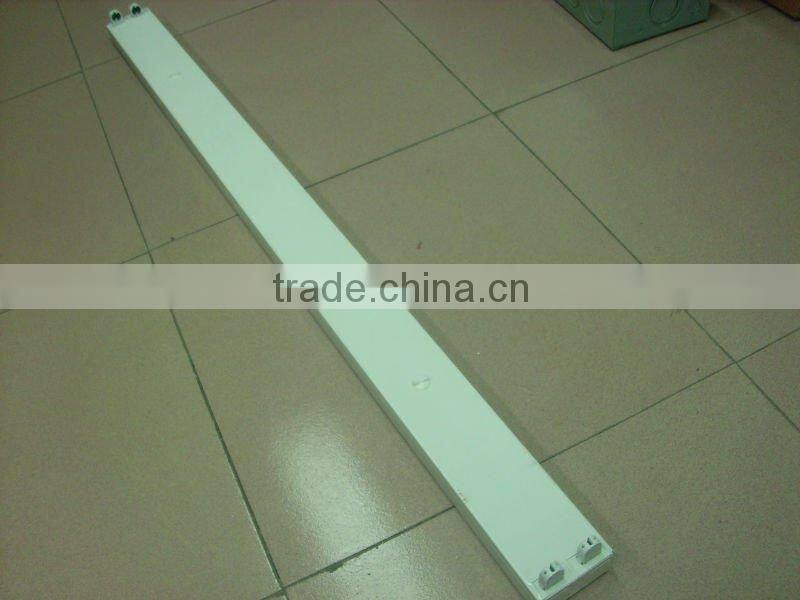 T5 fluorescent lighting fixture for double tube