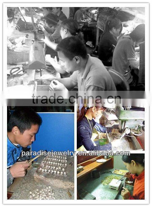 2013 New fashion peacock design alloy wide bangle watch for women-B32036