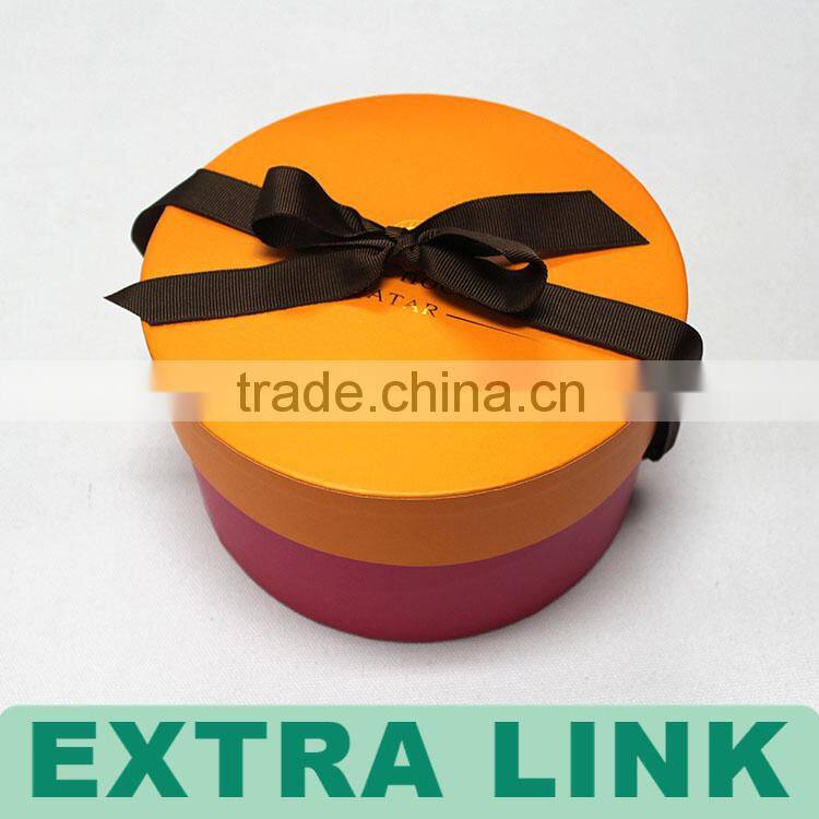 Custom antique Contrasting red orange color ribbon closure cardboard round hat box