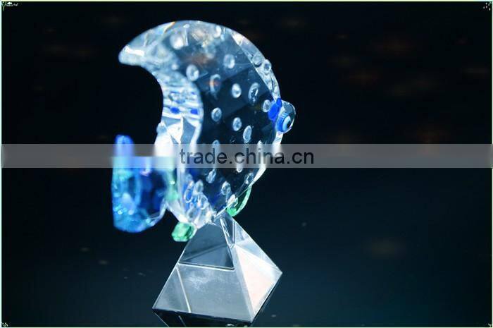 Colorful transparent crystal seafish model with base as crystal anniversary gifts or delicate wedding gifts