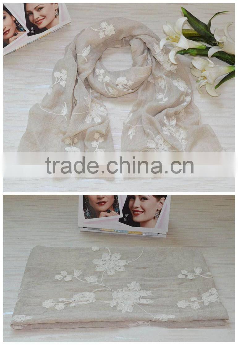 New Arrival Fashion Korean Ladies Flower Embroidery Cotton Scarf