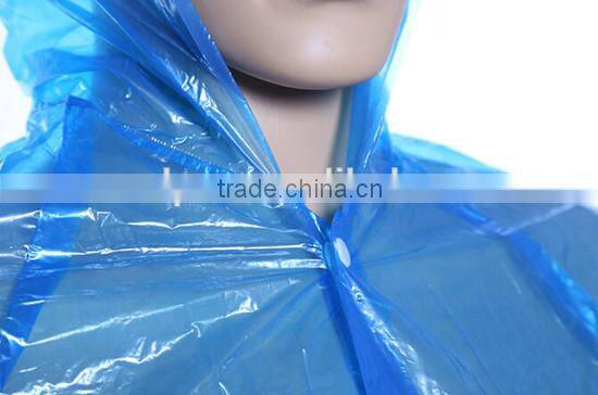 Disposbale waterproof PE raincoat
