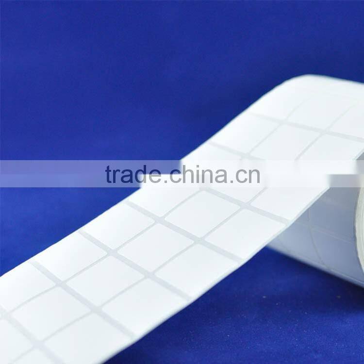 Cheap price customized packaging label sticker in roll