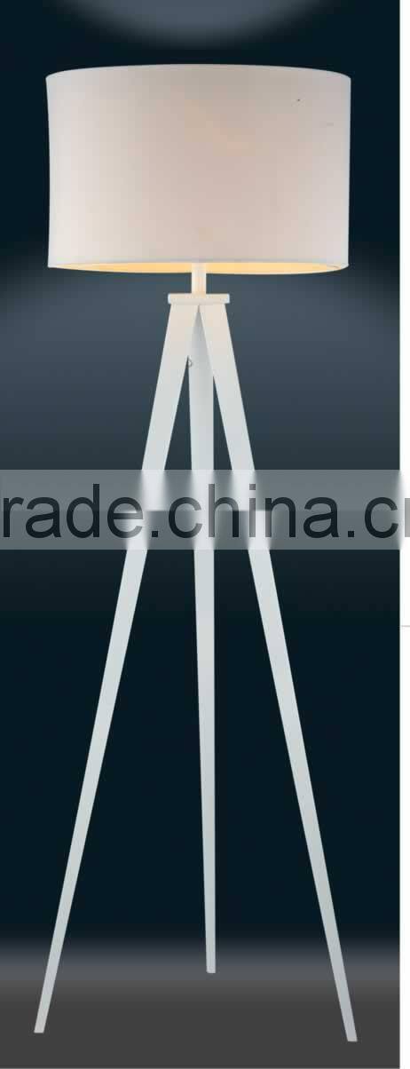 contemporary wrought iron floor lamp for hotel decoration