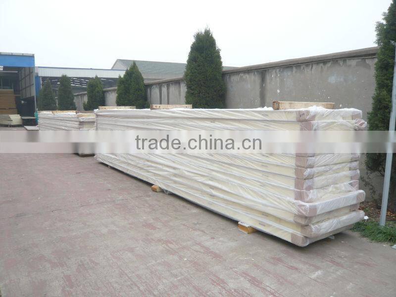 walk in cold room with refrigeration equipment