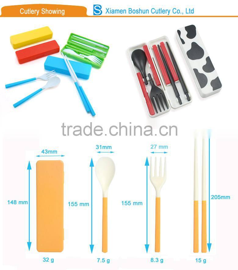 Portable color plastic cutlery