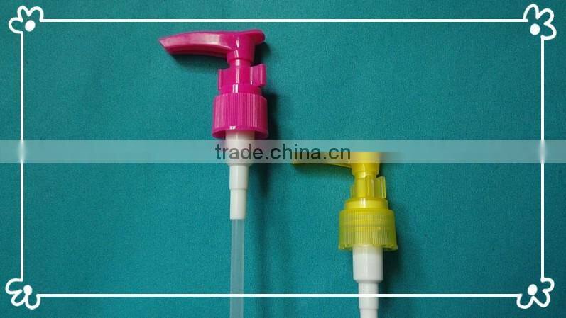Cosmetic clip lotion pump for bottle