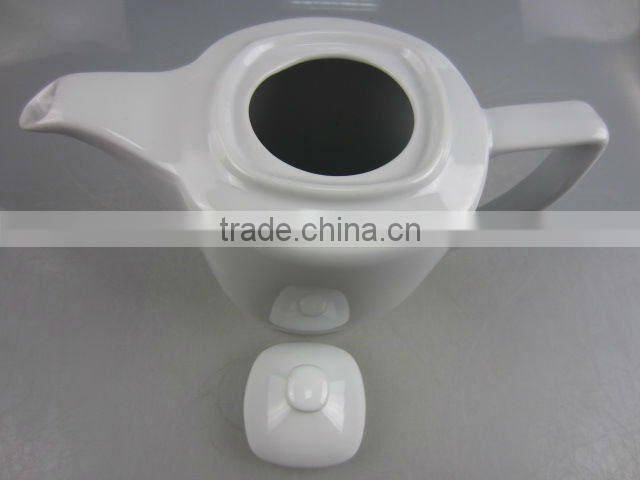 White porcelain small bottom coffee tea pot