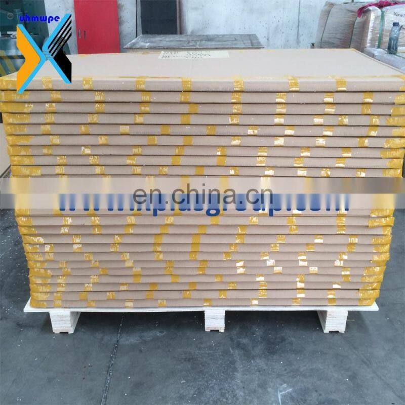 HDPE ice hockey dasher boards with steel support structure