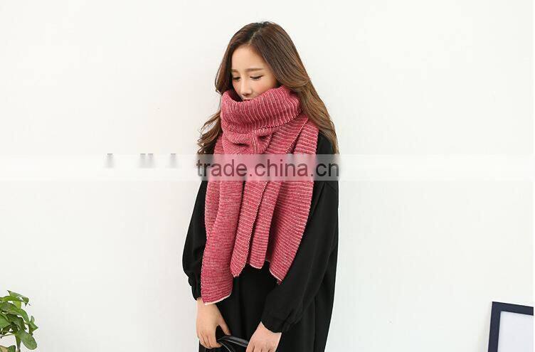 New Design Korean Young Lady Fashion Stripe Knitted Woolen Scarf