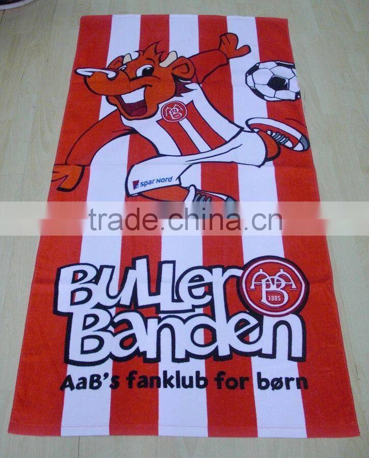 2015 fashion football beach towel of green color with custom design