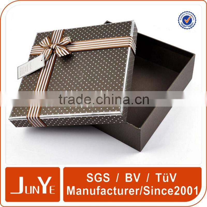 Customized reusable decorative bangle gift box for bracelet packaging