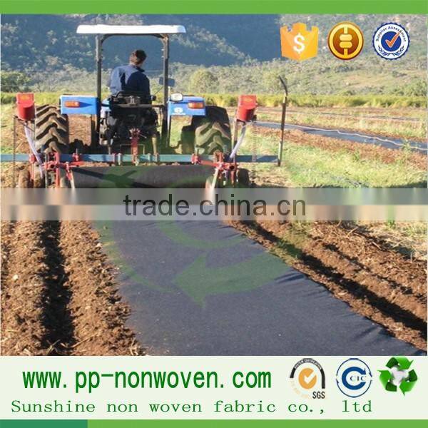 Black nonwoven fabric organic agriculture in weed control cover