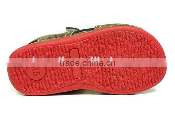 2016 Wholesale Summer Children Suede Leather Sandals with Buckle Strap