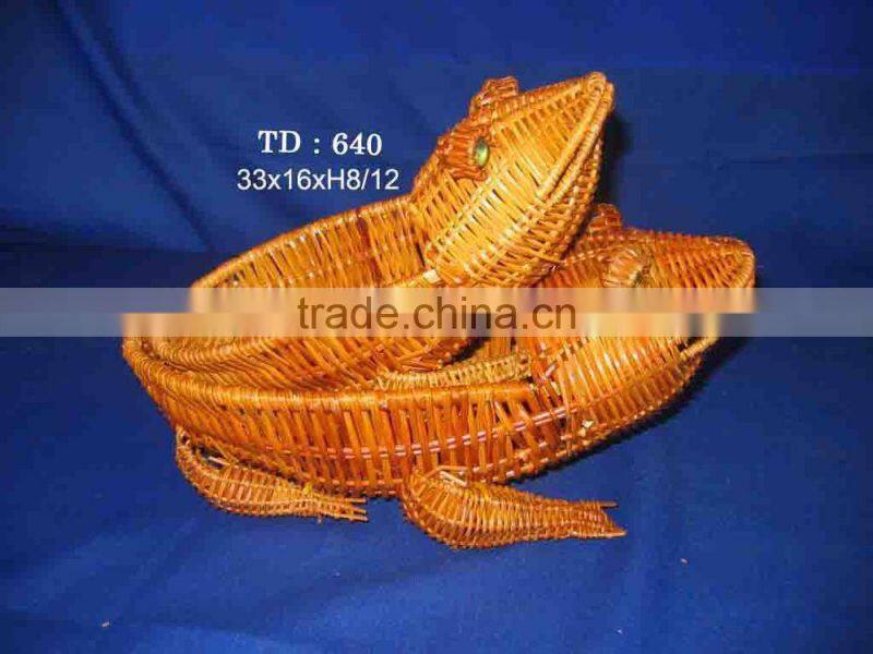 Rooster pen rattan holder, beautiful rattan basket from Vietnam