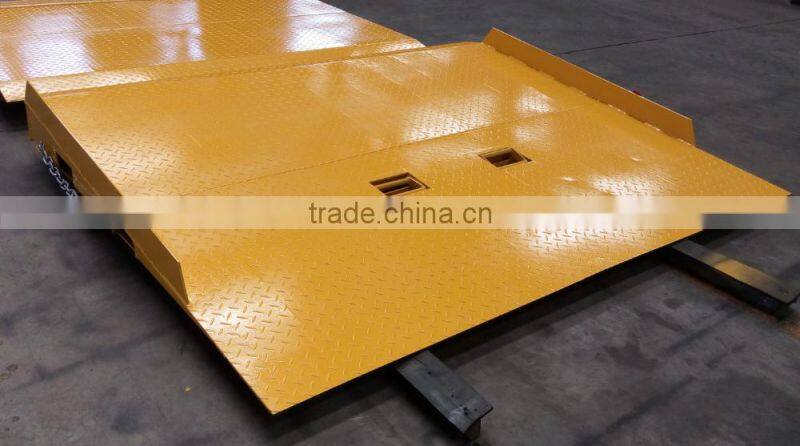 CRSN8 Container ramp for forklift warehouse dock plate