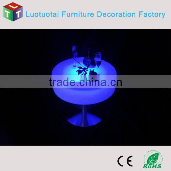 illuminated 16 colour change remote control round high top led table