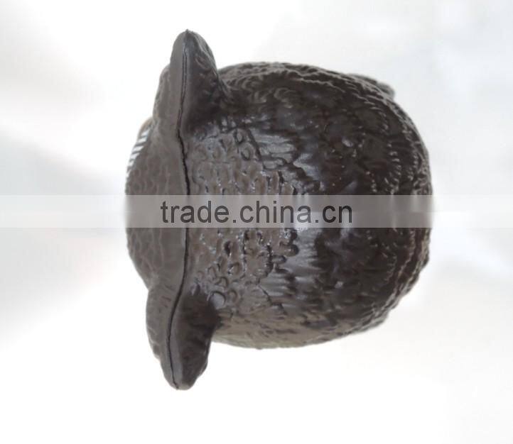 cute smart garden owl with plastic bobbling head activated moving by wind action